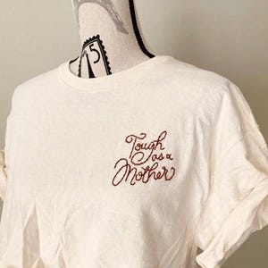 Tough Mom Shirt, Tired Moms Club, Custom Mom Gift from Kids, Funny Mom Shirt, Personalized Mom Gift, New Mom Crewneck Embroidery Mothers Day imagen 9