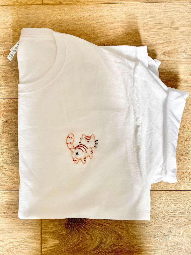 Cat Shirt Funny Cat Gifts for Cat Lovers Gifts Women Embroidered Tshirt Custom Cat Gifts for Cat Mom Gifts Cute Cat Shirt Crewneck Cat Butt bild 7