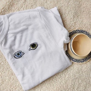 Embroidered Eyes of David Bowie Tshirt Embroidery Design Trendy Ziggy Stardust Bowie T Shirt Celebrity Eyes Embroidered Shirt Rolling Stones Bild 7