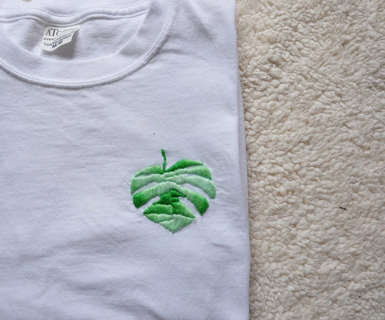 MONSTERA LEAF embroider tshirt / hand embroidered plant shirt custom / albo monstera deliciosa embroidery plant mom shirt / houseplant gift image 5