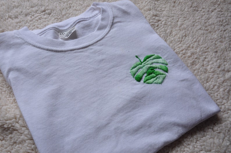 MONSTERA LEAF embroider tshirt / hand embroidered plant shirt custom / albo monstera deliciosa embroidery plant mom shirt / houseplant gift image 6