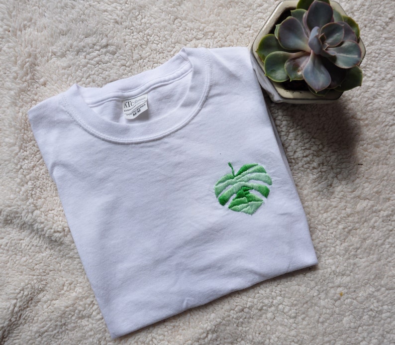 MONSTERA LEAF embroider tshirt / hand embroidered plant shirt custom / albo monstera deliciosa embroidery plant mom shirt / houseplant gift image 4