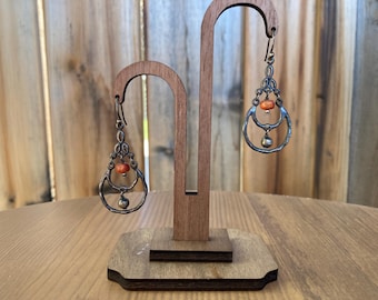 W1560 Silpada Ruhestand Ohrringe, Dangle & Drop Stil, oxidiertes, strukturiertes Sterling Silber + orange Schaumkoralle, an Fisch Haken