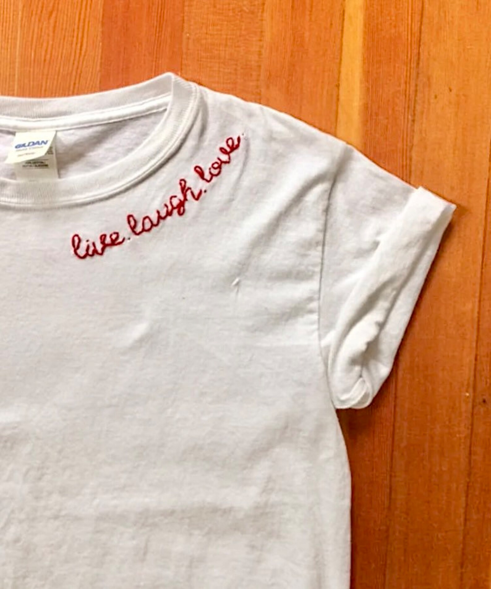 embroidered t shirt collar