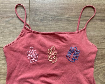 Embroidered Tank Top Abstract Embroidery Line Art Leaf Embroidery Design Wearable Art Matisse Shirt Line Embroidery Minimal Plant Embroidery