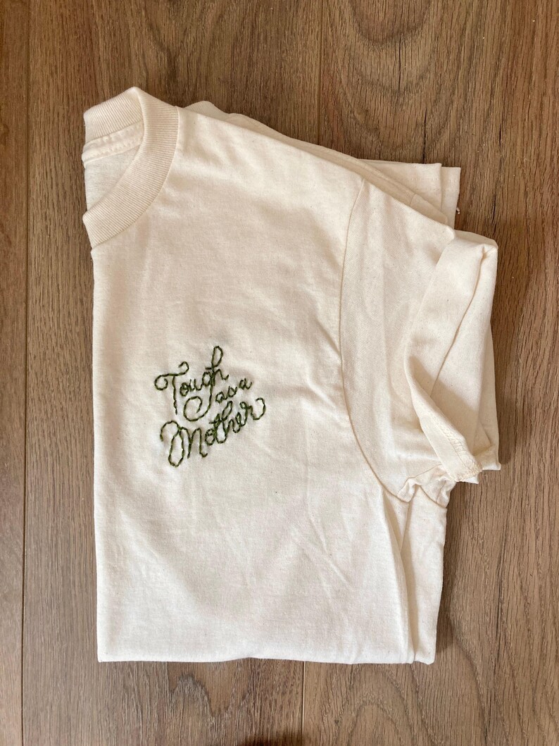 Tough Mom Shirt, Tired Moms Club, Custom Mom Gift from Kids, Funny Mom Shirt, Personalized Mom Gift, New Mom Crewneck Embroidery Mothers Day imagen 6