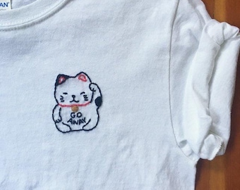 Lucky Cat Statue T Shirt: Antisocial GO AWAY Gift, Funny Maneki Neko Graphic Tee, Fat White Calico Embroidery, Japanese Humour Tshirt, F Off