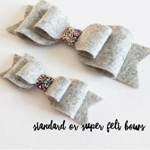 Heather Ash Standard OR Super Felt Hair Bow / Double Loop Bows / Baby Headbands / Toddler Hair Clips / Wool Felt Bows / Oversized Bow