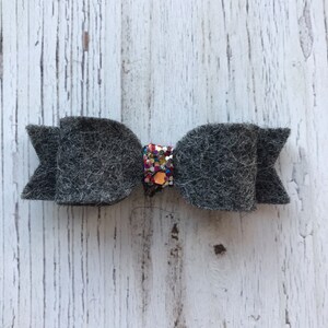 Heather Charcoal • Shrimp Felt Hair Bow / Baby Headband 