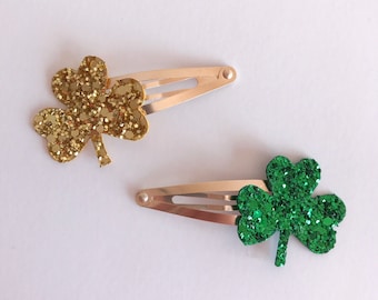 Happy Saint Patrick's Day • Glitter Clover Hair Clip / Shamrock Hair Clip / St. Patrick's Day Hair Accessory by Miss Magg Pies