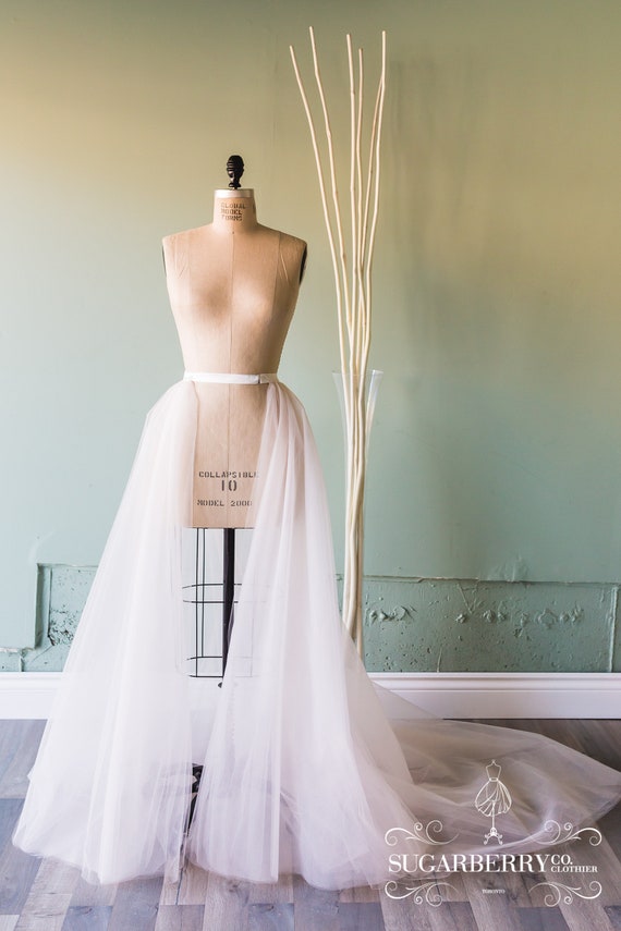 detachable tulle overskirt