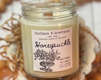Honeysuckle Soy Candle, wooden wick Candle, Floral Candle, Gifts for Mom, Gifts for Her, Southern Scents, Made In Georgia