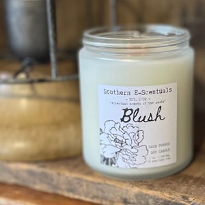 Blush Soy Candle, Peonies wooden wick Candle, Floral Candle, Gifts for Her, Bridesmaids Gift, Blushing Bride, Mother’s Day Gift