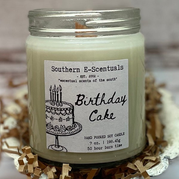 Happy Birthday Soy Candle, Wood wick Candle, Wooden wick Birthday Cake Candle, Under 20 Birthday Gift, Co-Worker Gift, Bakery Scented Candle