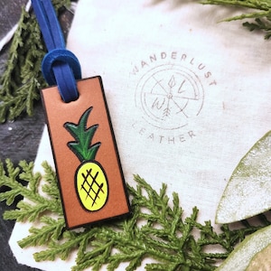 Handmade Leather Pineapple Luggage Tag: Custom Travel Tags