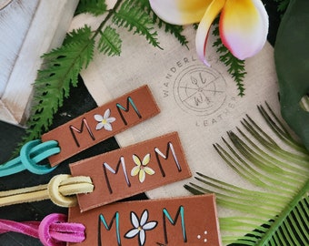 Mom Tag. Custom Mom Luggage Tag. Mom Travel Gift.