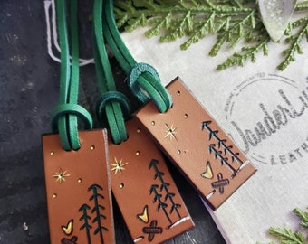 Campfire Tags. Campfire Luggage Tag. Rustic wedding favors. Tree Luggage Tag.