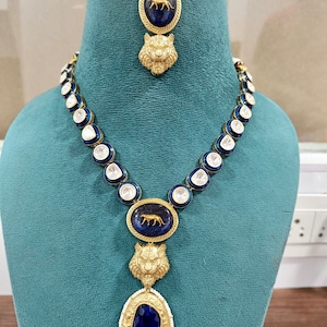 Ensemble de colliers de créateur Kundan non coupés Jaguar lion saphir bleu inspiré de Sabyasachi