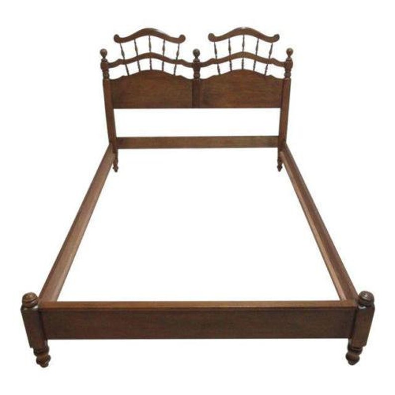 Vintage Maple Winsor Back Headboard Bed Fullsize