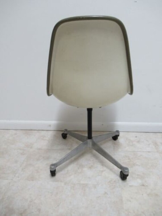 Vintage Herman Miller Fiberglass Egg Office Desk Chair Etsy