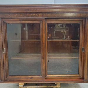 Ethan Allen Townhouse China Cabinet Breakfront Sliding Door Hutch top Only