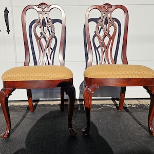 2 Ethan Allen 18th Century Mahogany Dining Room side chairs Chippendale Ball Claw B