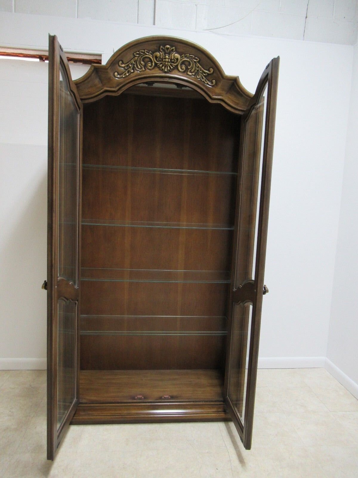 Greyhound Shipping Quote >> Vintage Baker Furniture French Regeny Dome Top Curio Hutch ... Greyhound Shipping Quote >> Vintage Baker Furniture French Regeny Dome Top Curio Hutch ...