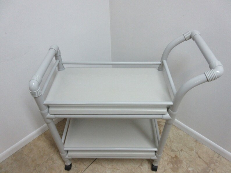 Vintage Mid Century Outdoor Patio Pool Server Bar Cart Liquor Cabinet T Cart