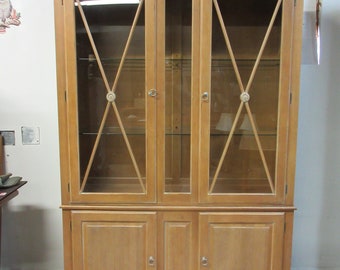 Ethan Allen Swedish Home China Cabinet Breakfront Hutch Display