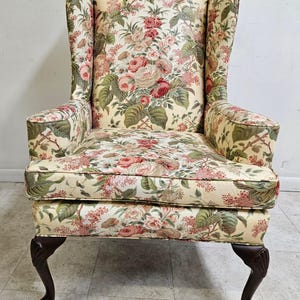 Ethan Allen Georgian Court Custom Floral Fabric Wing Chair Queen Ann Lounge A