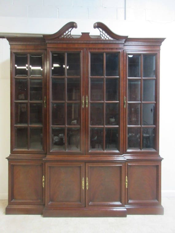 Hickory Chair Co Mahogany Chippendale China Cabinet Hutch Etsy