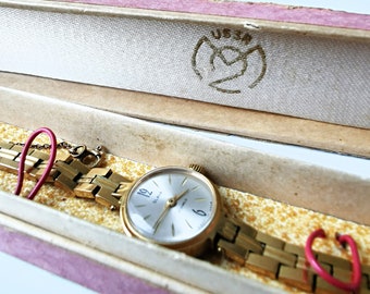 Vintage Slava watch made in USSR