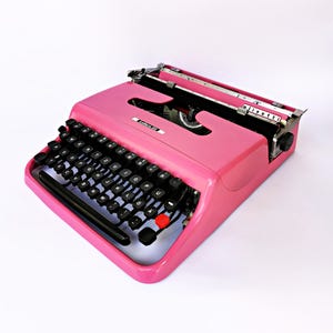 オリベッティ タイプライター レッテラ22 - CRAFTS DESIGN