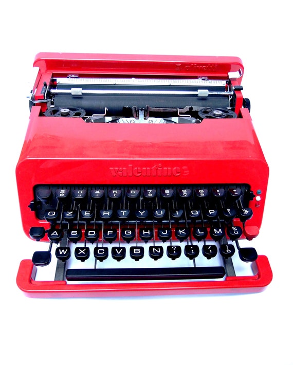 完動品　olivetti valentine s タイプライター　フランス語 Iconic Olivetti Valentine Typewriter - Etsy