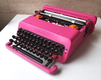 象徴的な1970年製オリベッティ バレンタインSタイプライター - Etsy 日本