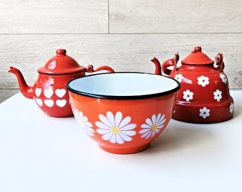 Three vintage enamel items made in Yugoslavia