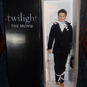 xrare-TWILIGHT tonner FOREVER EDWARD-17&quot; male fashion doll-new in box-giftable!limited edition 500-bella