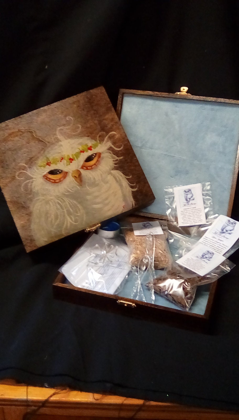Yule Owl Box ( filled )