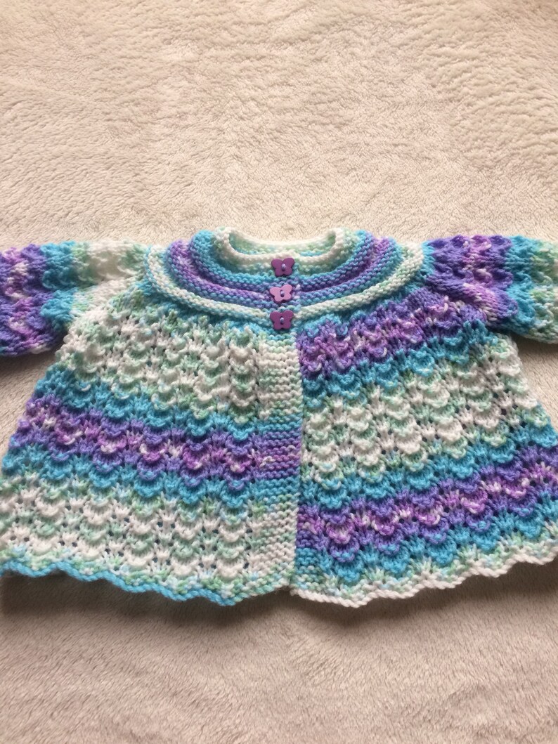bonnet Tricoté à la main à motifs MATINEE Manteau chaussons Set en Bleu 0/3 mois bébé garçon