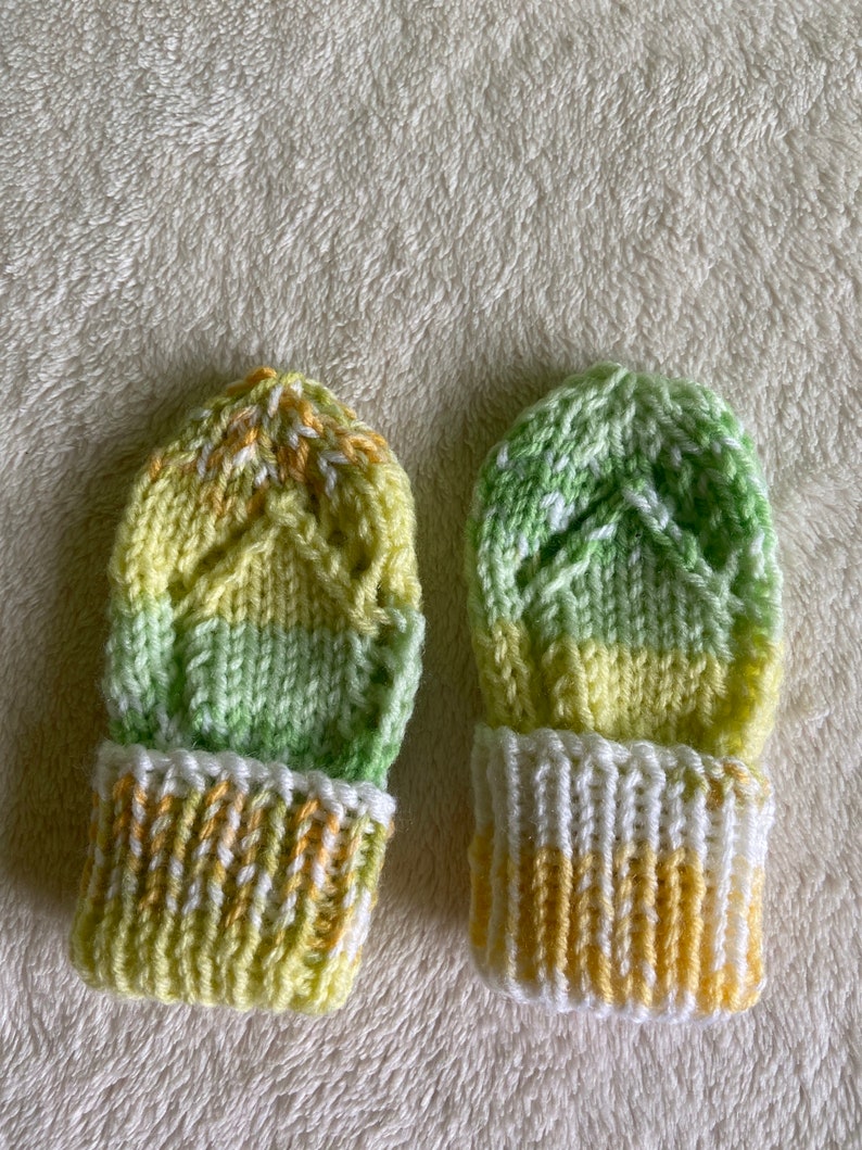 rainbow baby hat knitted baby clothes knitted baby mittens size 0-6 months yellow baby hat green baby hat Knitted baby hat