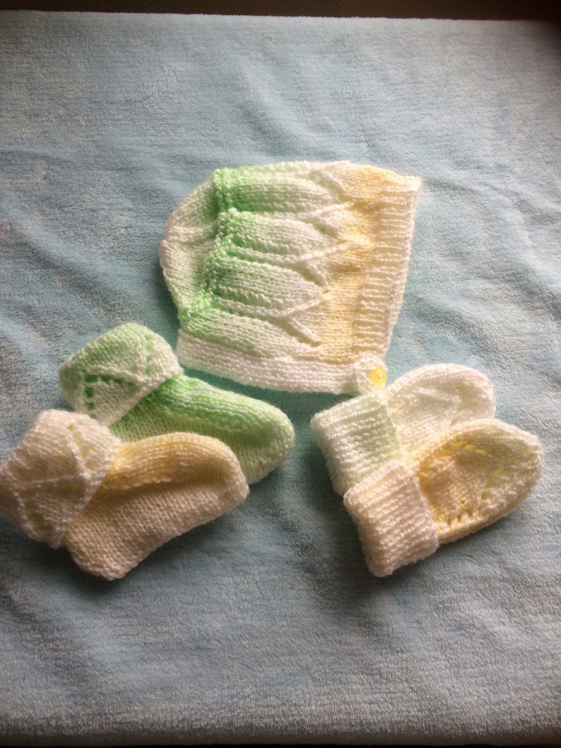 knitted baby bonnet baby knits Baby bonnet knitted baby set baby booties knit baby mittens white baby bonnet baby mittens 0-6 months