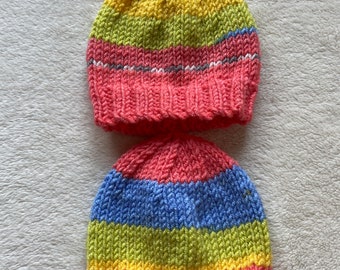 Preemie baby hats, set of 2 nicu baby hats, hospital hats, twin baby hats, knitted baby hats, tiny baby hats