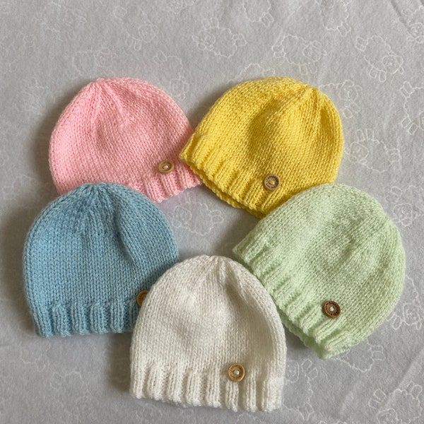 Newborn hat, knitted baby hats, hospital hats, pregnancy reveal, expectant parents gift