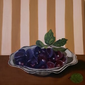 Bol en argent aux prunes, format 50 x 50 cm, peinture à l'huile sur toile