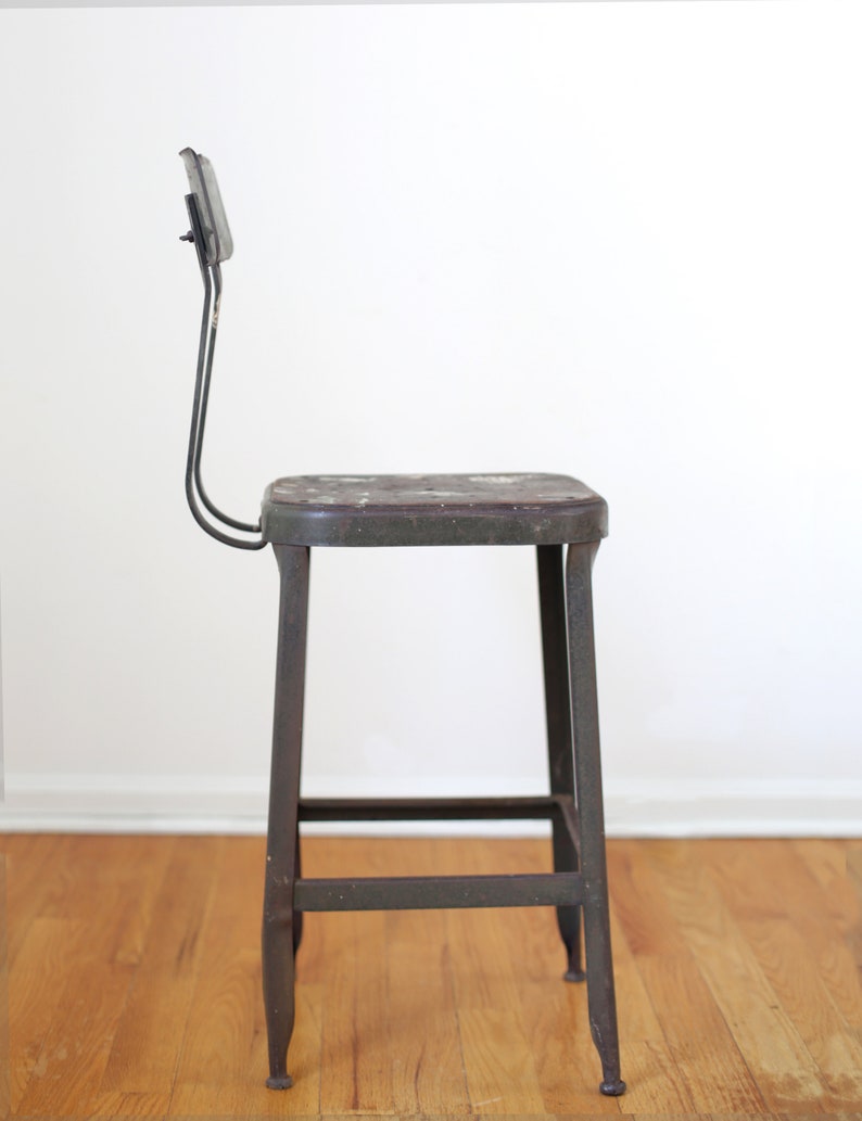 industrial factory machinist stool by Lyon image 3