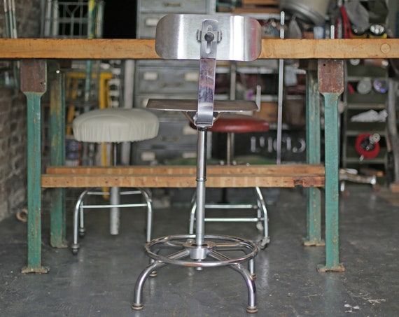 Mid-Century Italian Industrial Beech and Metal Drafting Machine Stool,  1960s for sale at Pamono