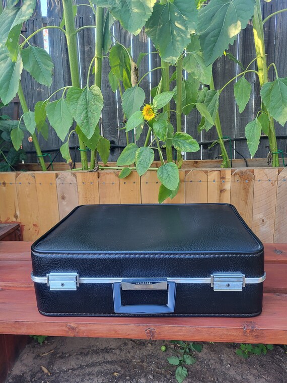 Cool vintage black Towencraft suitcase, retro trav