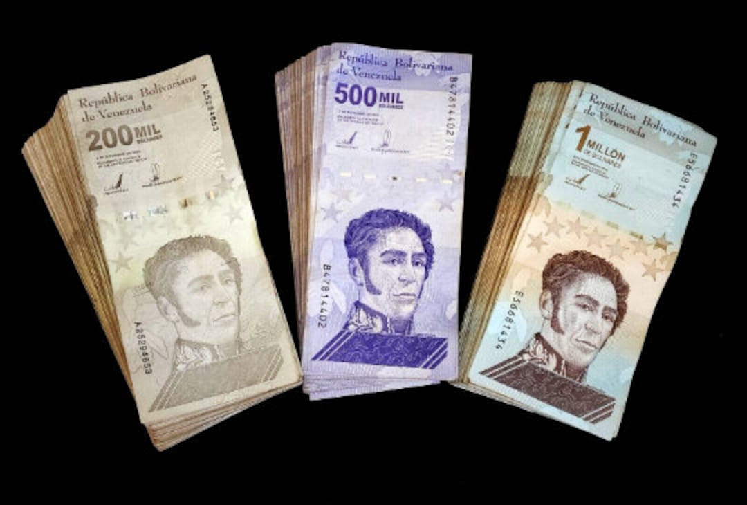 300 Pcs of Ven Banknotes- 100 X 200,000 /500,000 & 1 Million Bolivares-circulated  - Etsy