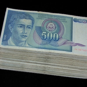 300 Pcs x Yugoslavia 500 Dinara Banknotes, 1990 P-106 circulated paper money currency