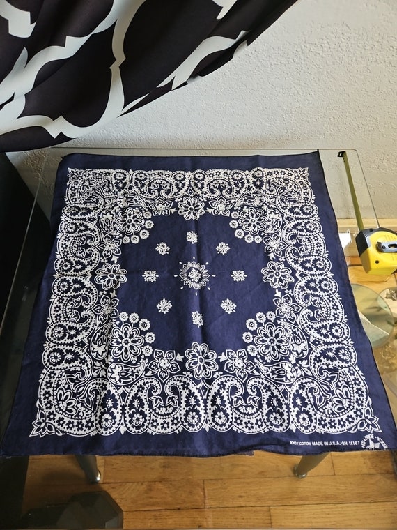 Vintage Red or Blue Paisley Cotton Bandana #15187… - image 3